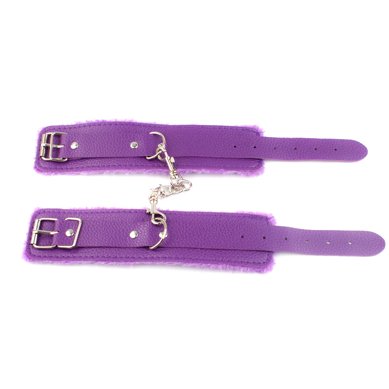 趣愛閣-批發成人保健品進貨渠道SM用品：黑浪情趣字母皮革手拍SM用品