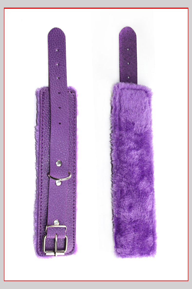 趣愛閣-批發成人保健品進貨渠道SM用品：黑浪情趣字母皮革手拍SM用品